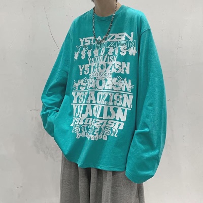 湖绿色