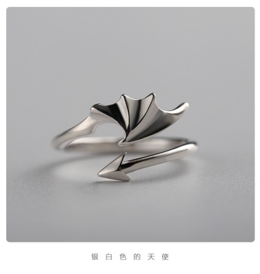 白金色