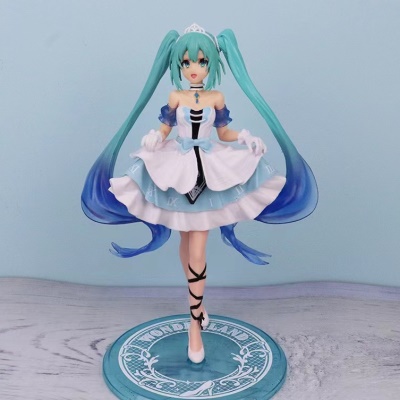 灰姑娘初音（高22cm）盒装